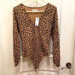 Soft A&F Cozy Cheetah Print Leotard sz L